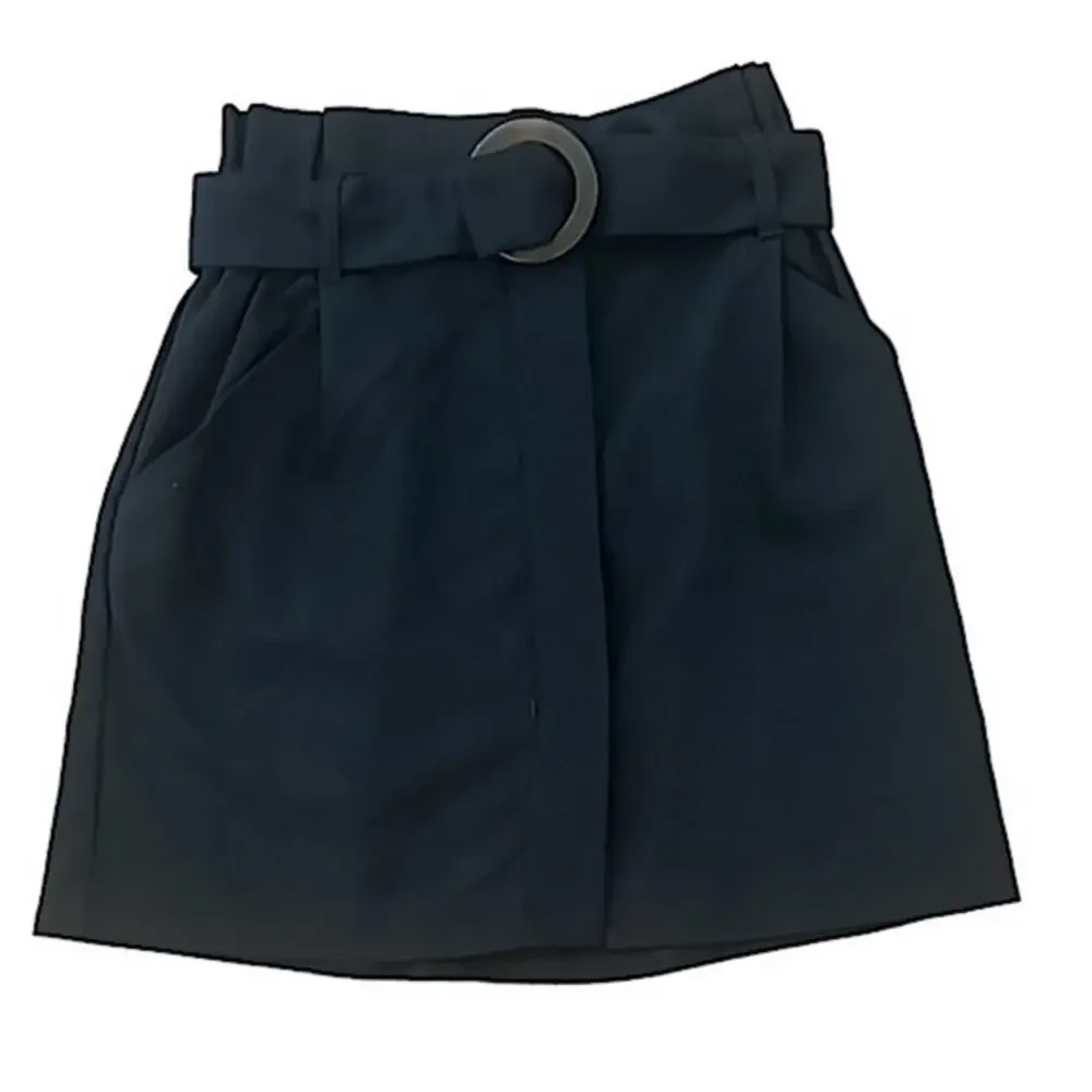 Zara details elastic